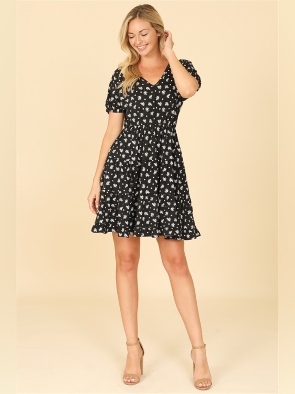 Black Floral Tiered Mini Dress | V-Neck Puff Sleeve Flowy Dress with Pockets
